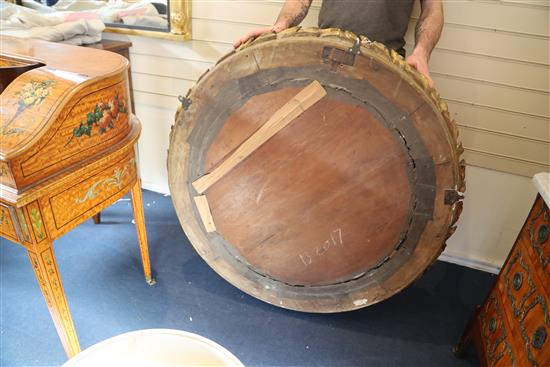 A fine large Regency giltwood and gesso convex wall mirror, Diam.3ft 6in.